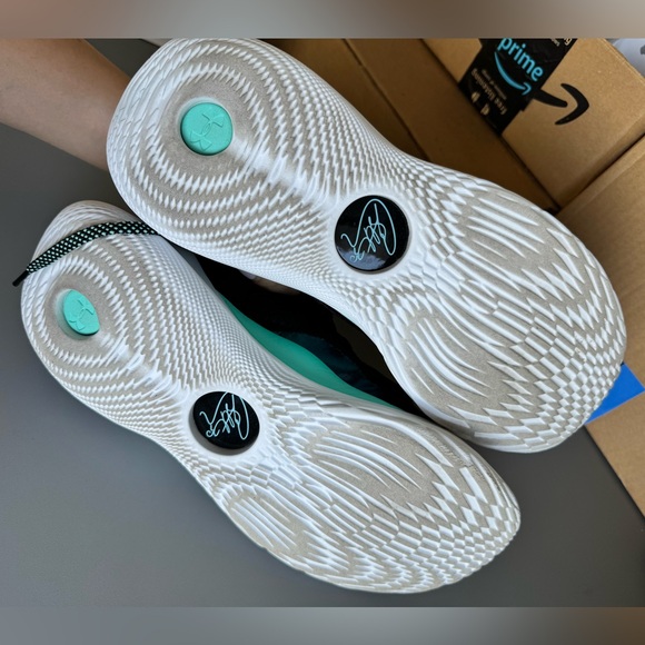 Under Armour Steph Curry 11 Future Curry - Mens 11, Women’s 12.5 - Picture 5 of 5